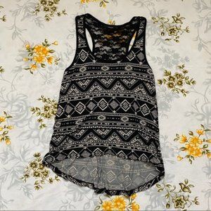 Forever 21 Size M Aztec Print Tank